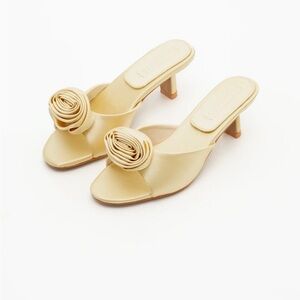 Butter kitten Heels with Rose Detail